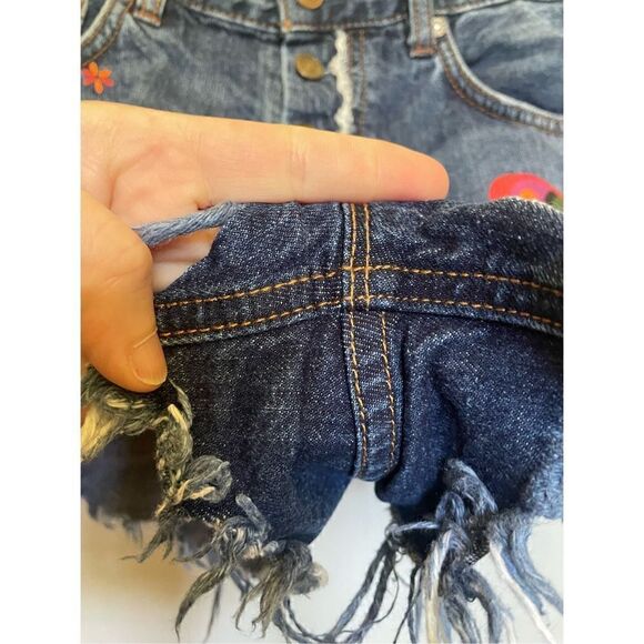 Free People Fields of Sun Boulder Beach Butterfly Frayed Denim Short 27 - Picture 7 of 16